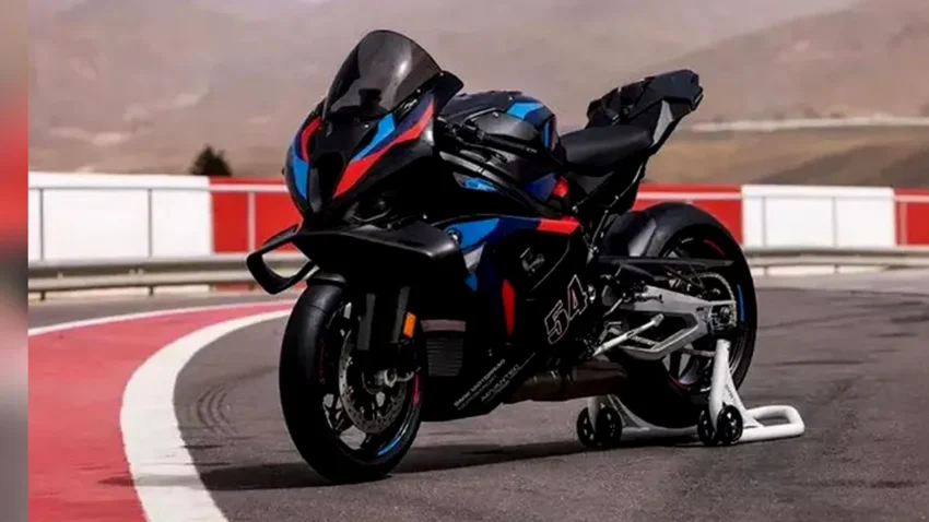 Motor BMW M RR WSBK Champion Edition 2024 Hanya Akan Diproduksi Sebanyak 54 Unit